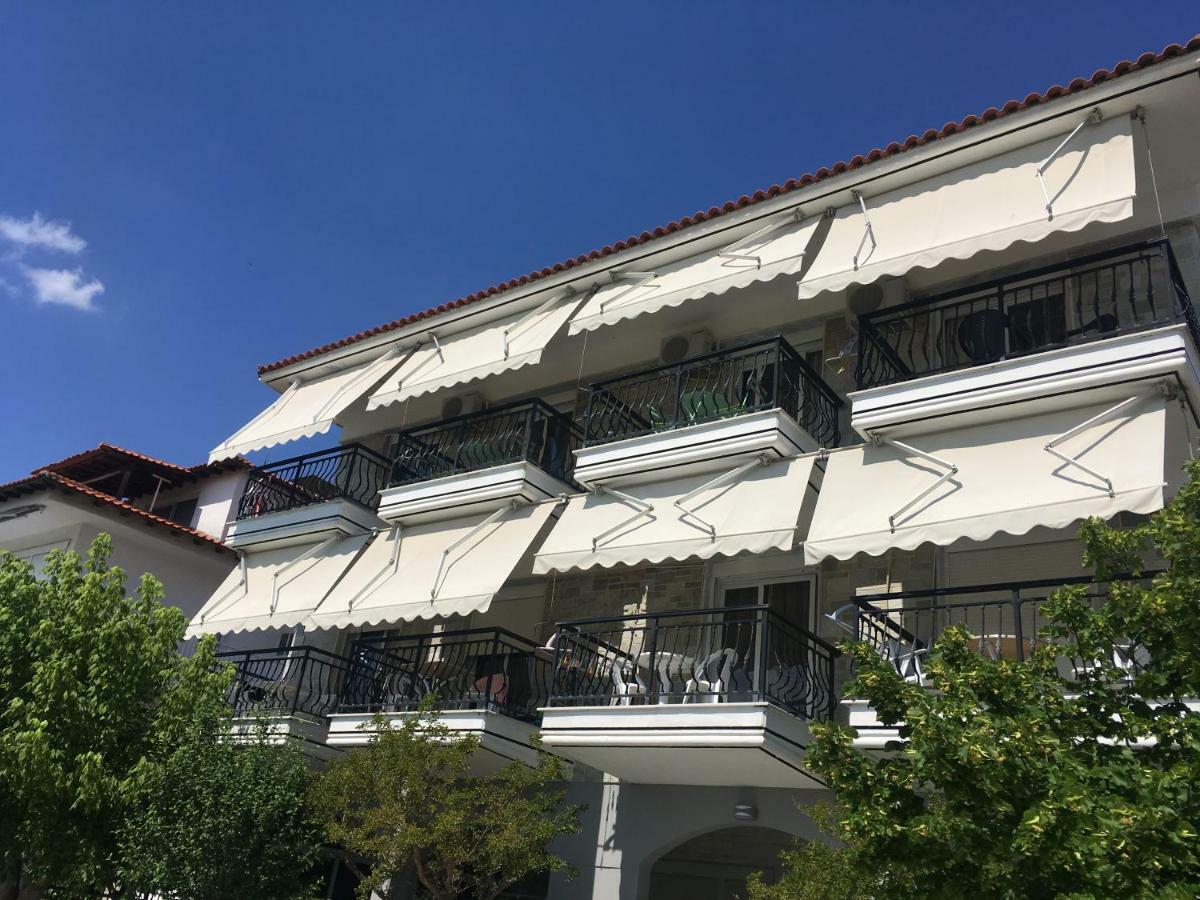 Aparthotel Dionisos Blue à Paralia Dionisiou Extérieur photo